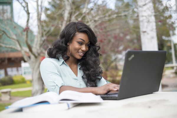 A student studying online