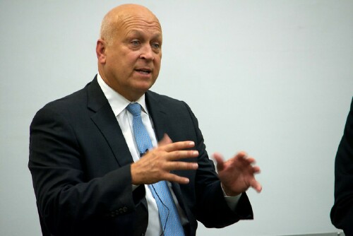 Major League Baseball Hall of Famer Cal Ripken Jr. delivers the 2017 Presidential Lecture