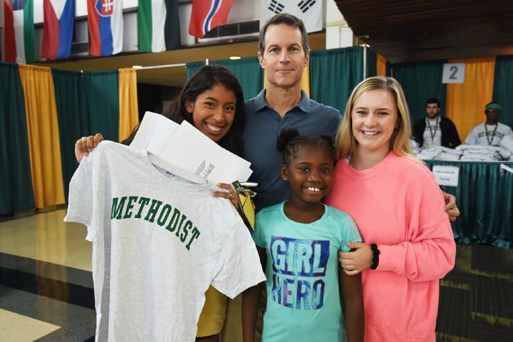 A family at New Student Orientation