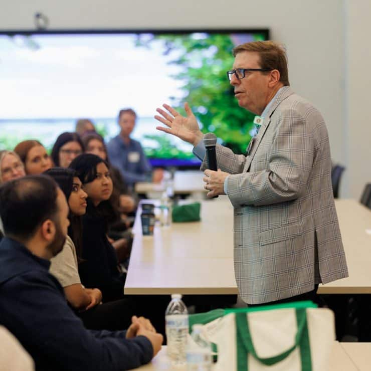Dr. Hershey Bell addresses accepted medical students